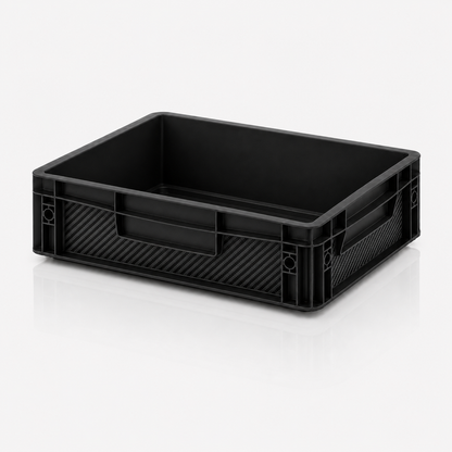 Schwarze Eurobox 40 × 30 × 12 cm mit passgenauem OctoVan Carbon Black Sticker-Set für Vanlife, Camping und Outdoor.
