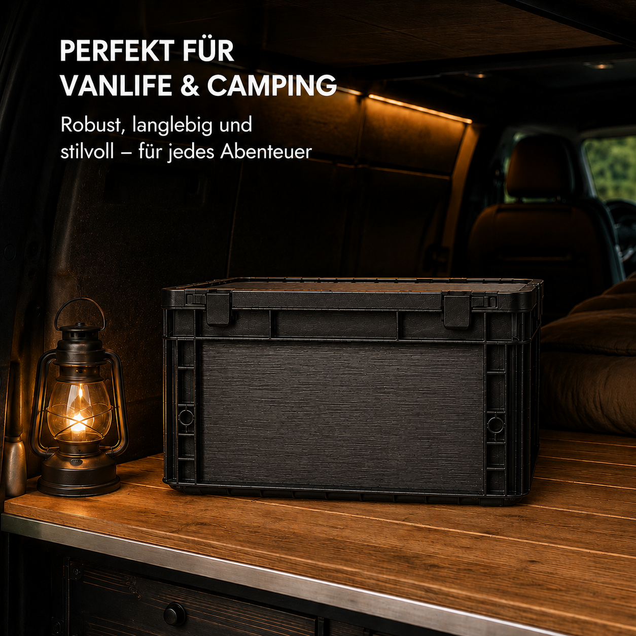 Veredelte OctoVan Eurobox mit Aluminium gebürstet Optik im Camping- und Outdoor-Setup mit warmer Beleuchtung.